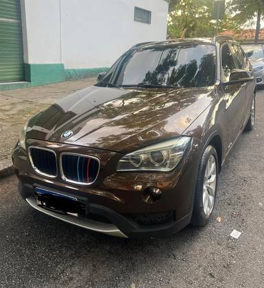 BMW X1 2.0 16V GASOLINA SDRIVE18I 4P AUTOMÁTICO BMW X1 2.0 16V GASOLINA SDRIVE18I 4P AUTOMÁTICO